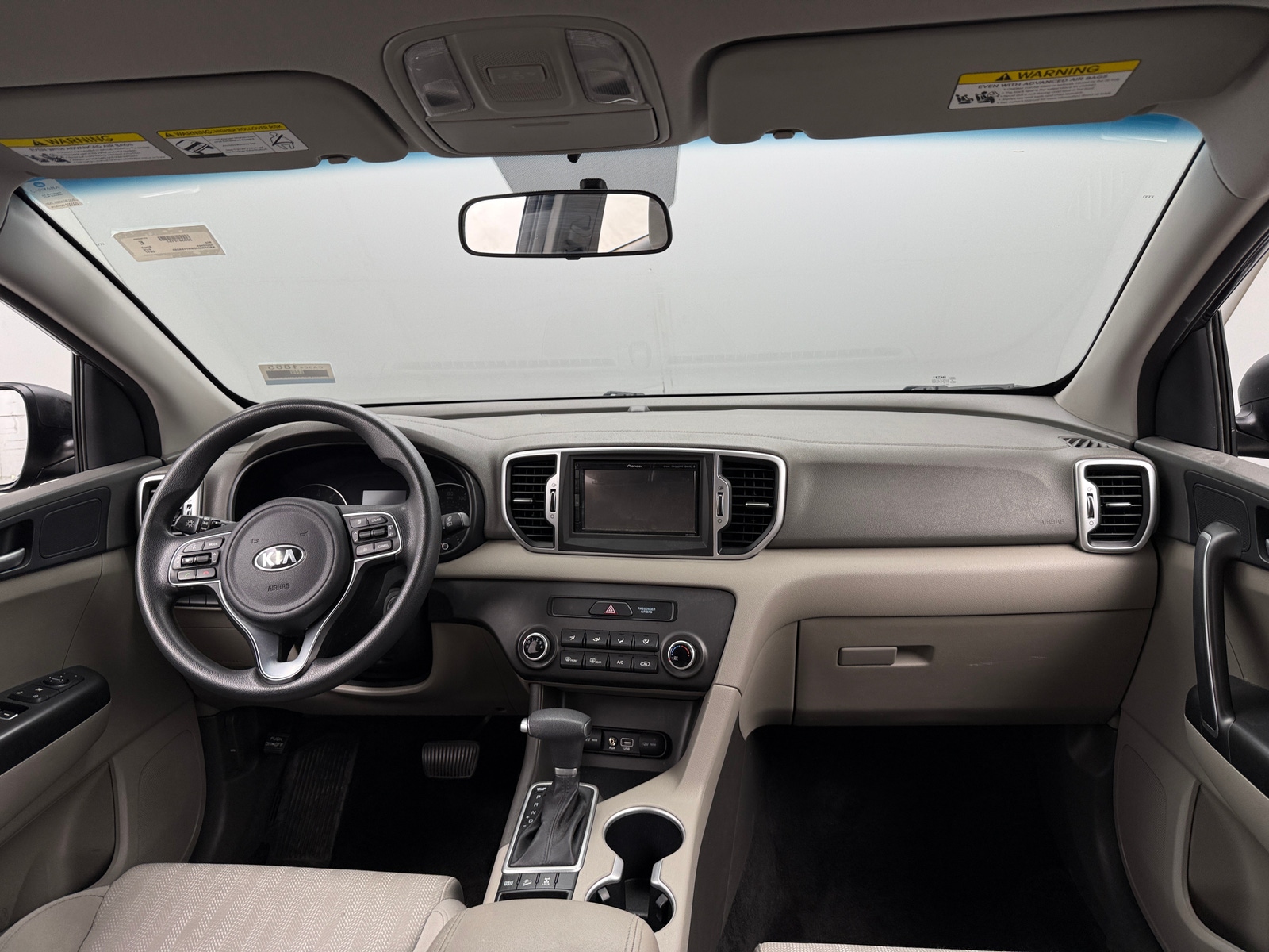 Thumbnail: 2017 Kia Sportage - 3