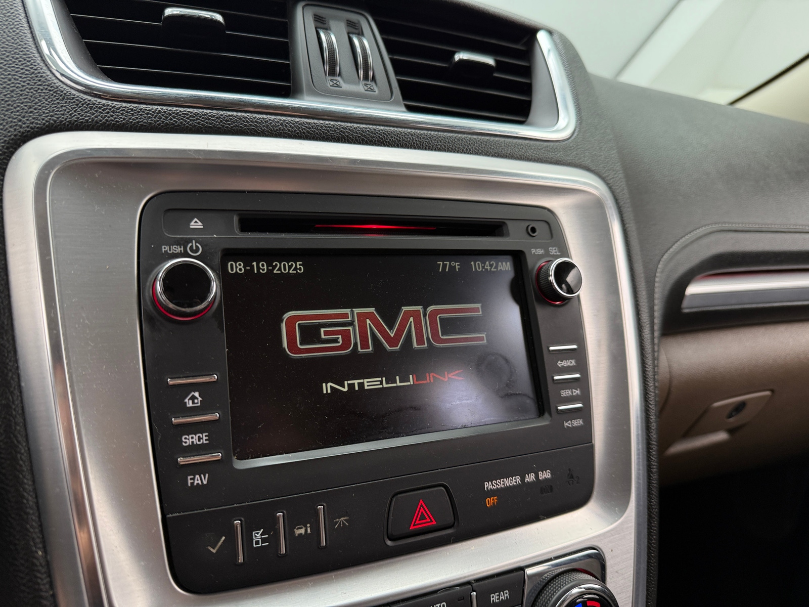 Thumbnail: 2016 GMC Acadia - 3