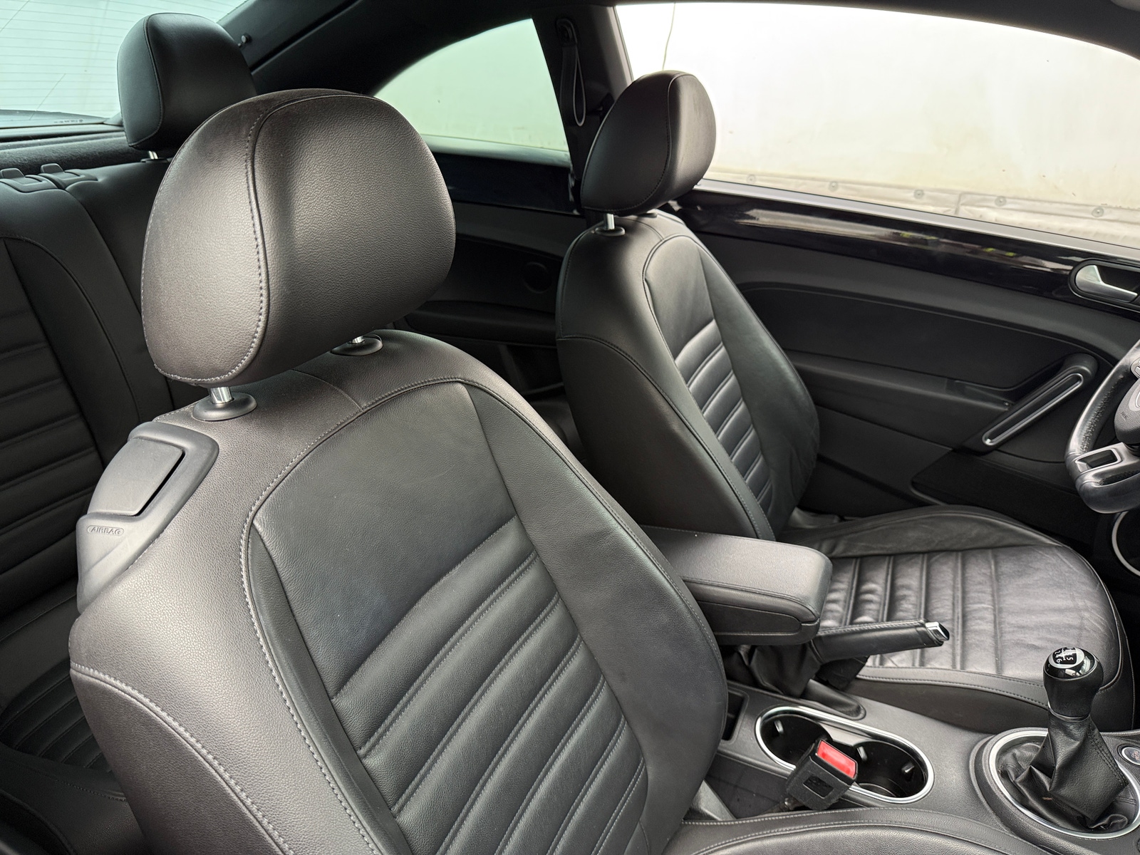 Thumbnail: 2013 Volkswagen Beetle - 2