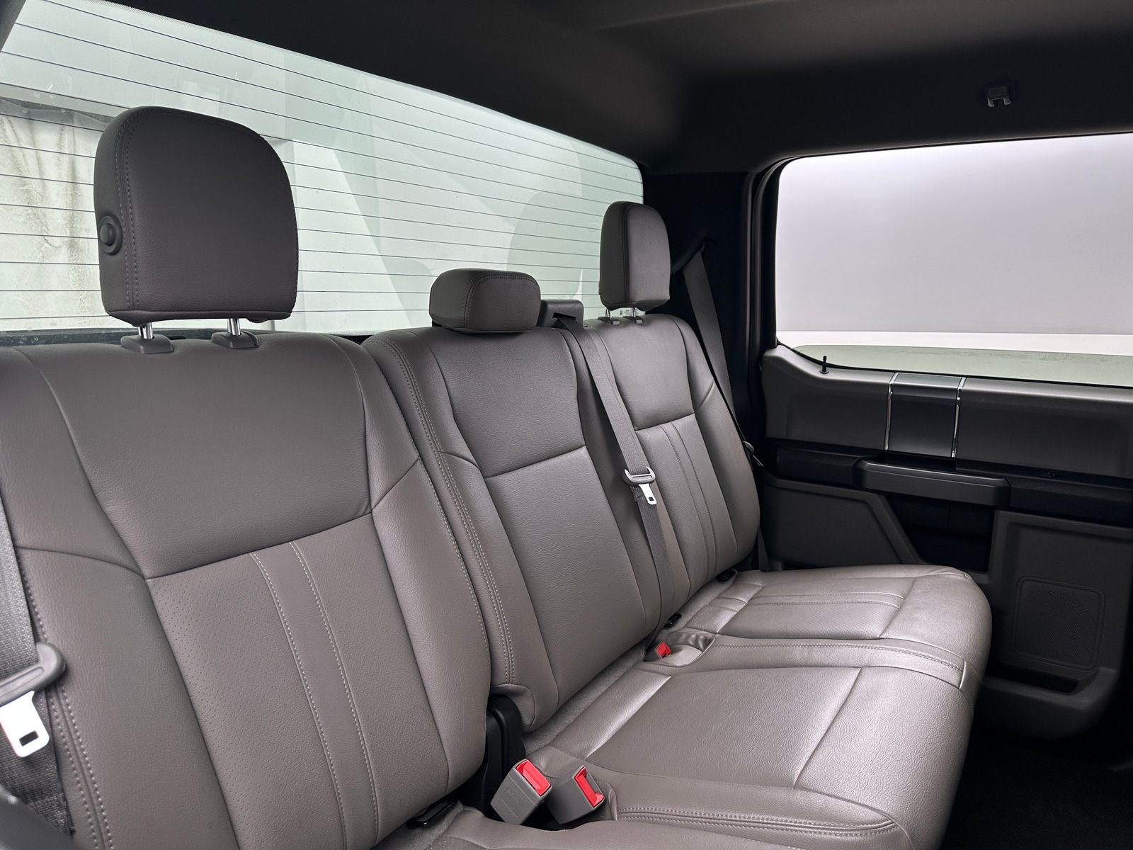 Thumbnail: 2018 Ford Econoline - 6