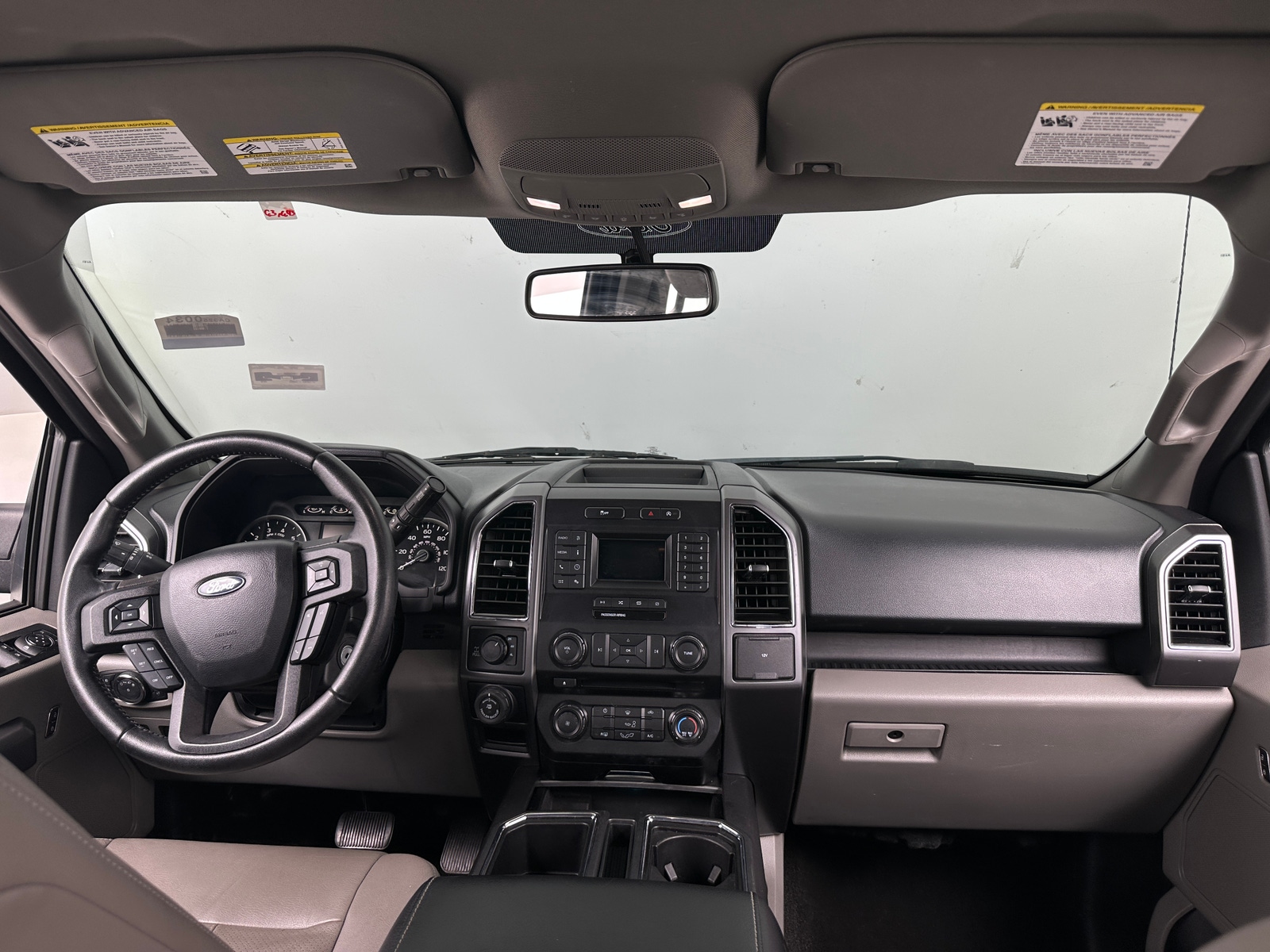 Thumbnail: 2018 Ford Econoline - 3