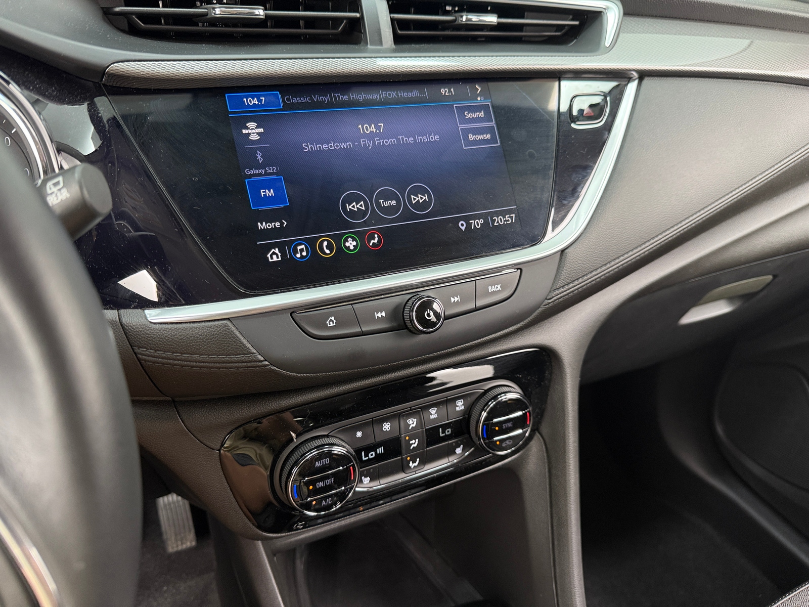 Thumbnail: 2020 Buick Encore GX - 3