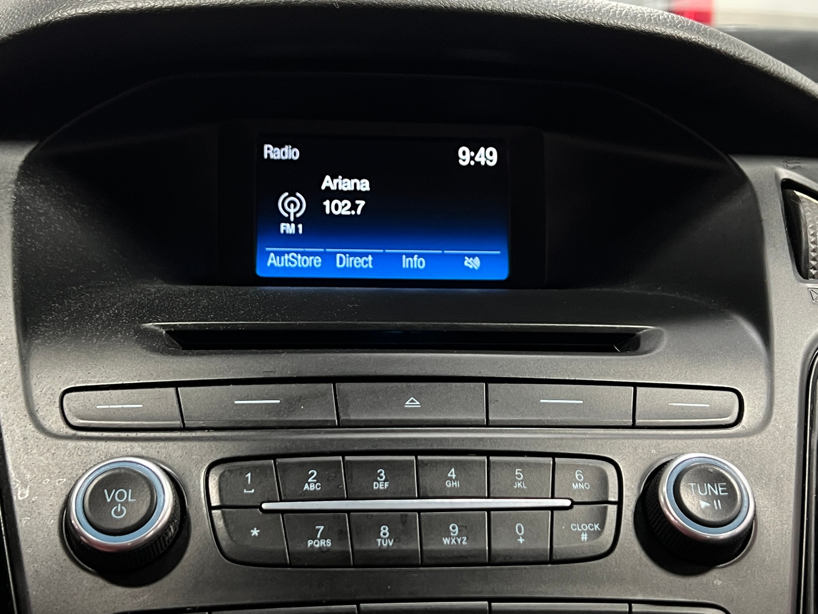 Thumbnail: 2015 Ford Focus - 4