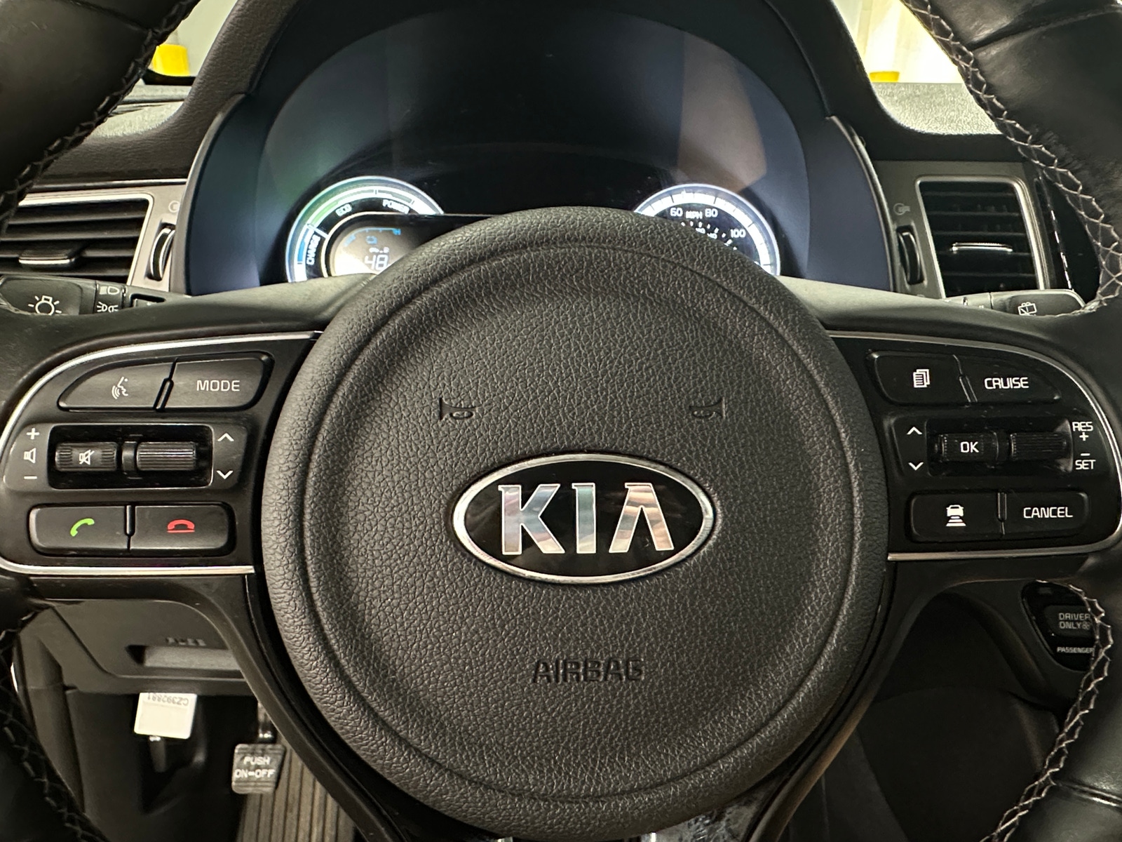 Thumbnail: 2019 Kia Niro - 4