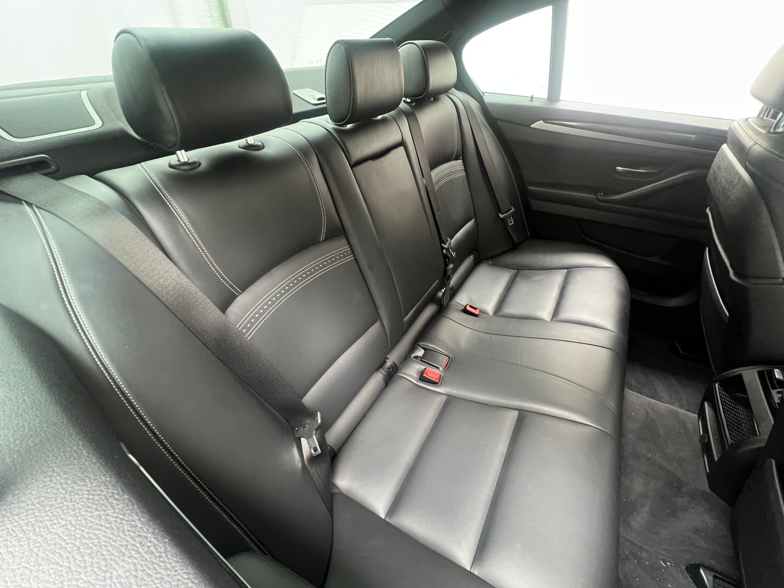 Thumbnail: 2016 BMW 5 Series - 5