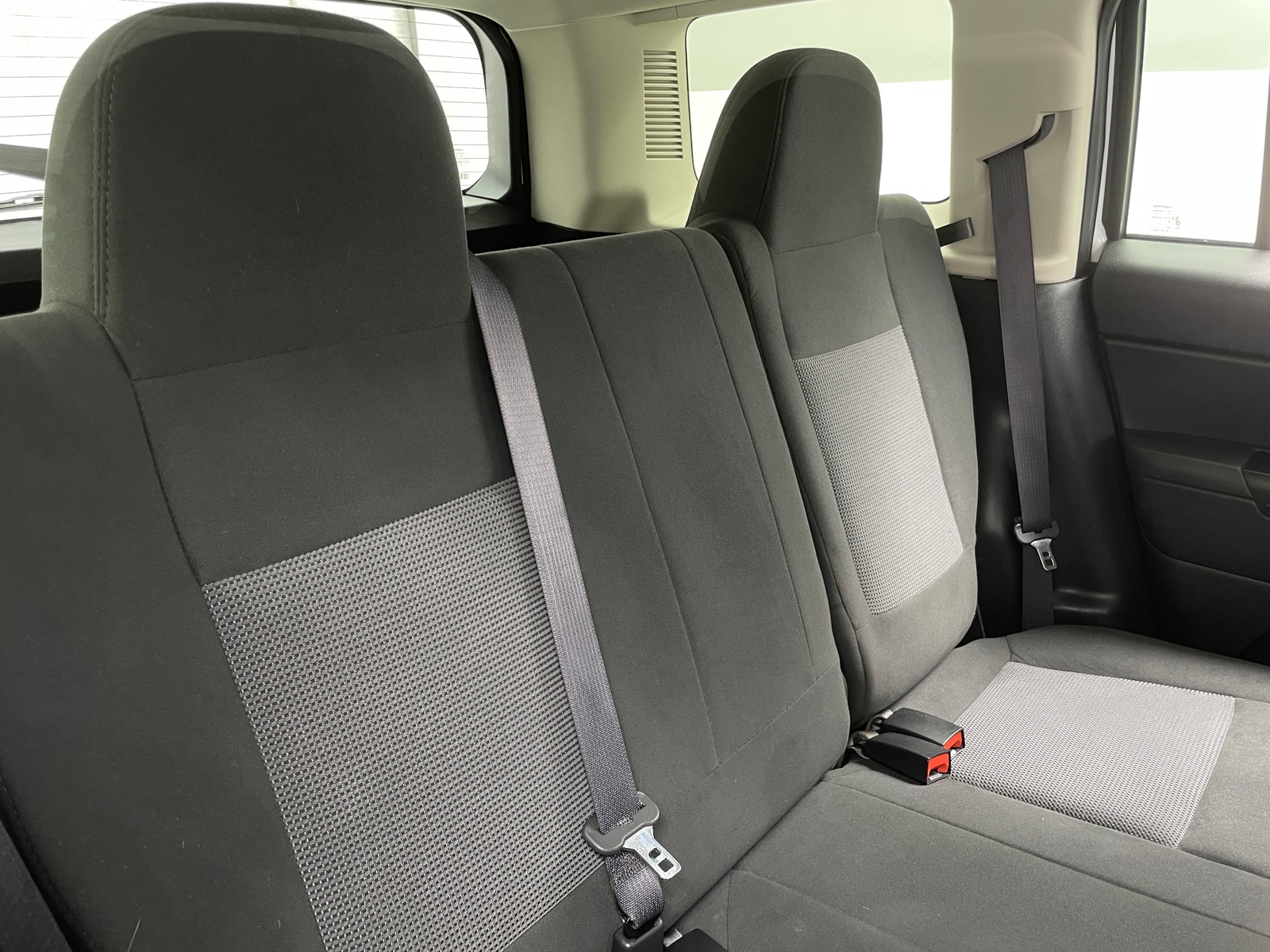 Thumbnail: 2017 Jeep Patriot - 6