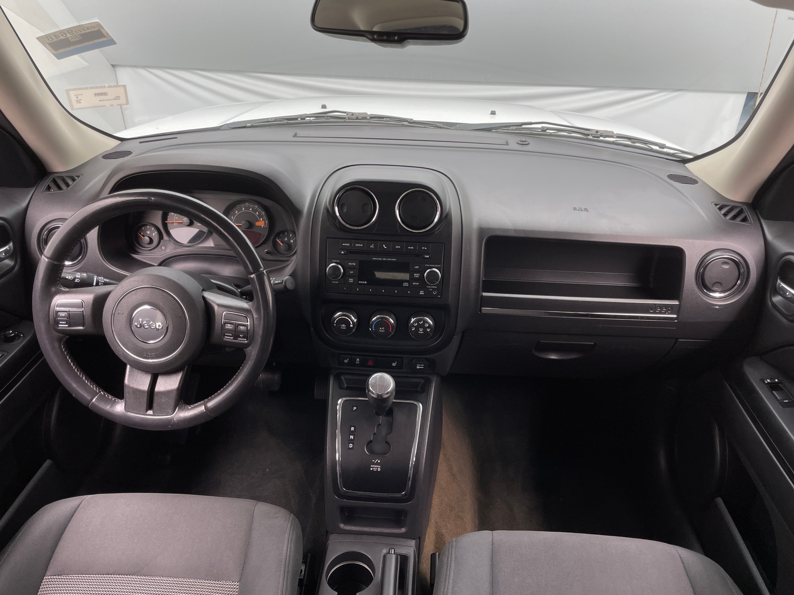 Thumbnail: 2017 Jeep Patriot - 3