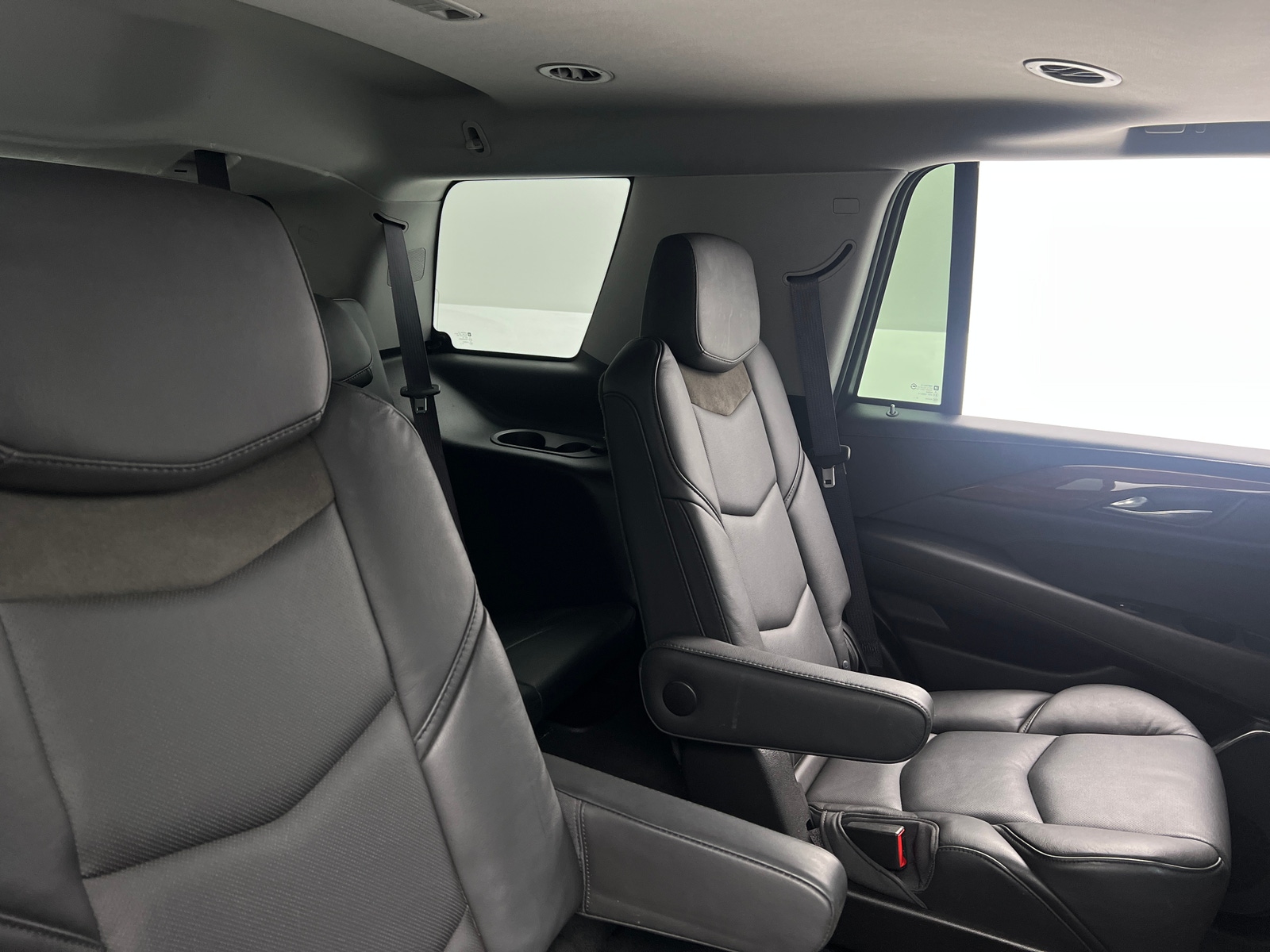 Thumbnail: 2016 Cadillac Escalade - 5