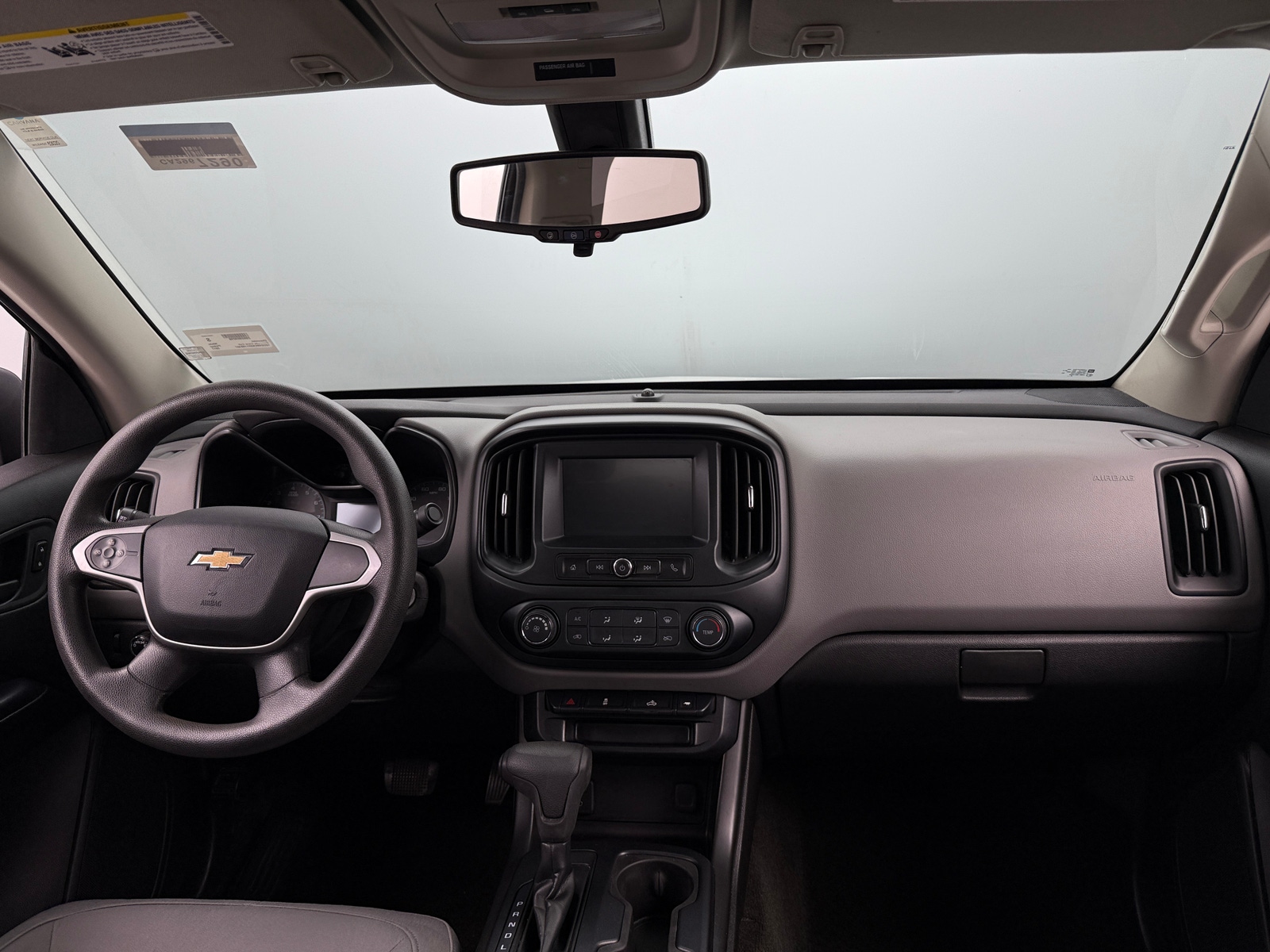 Thumbnail: 2017 Chevrolet Colorado - 3