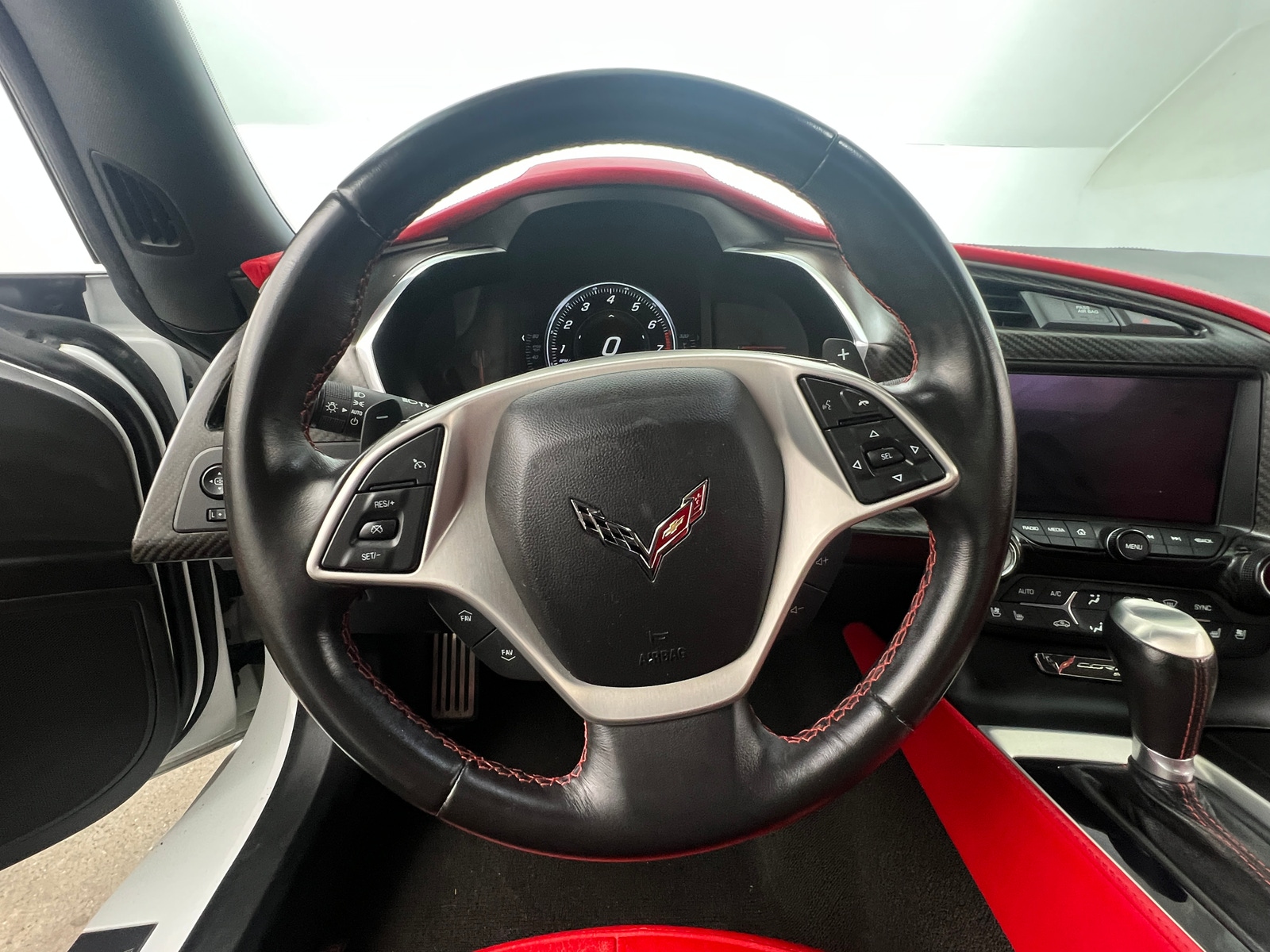 Thumbnail: 2014 Chevrolet Corvette - 3