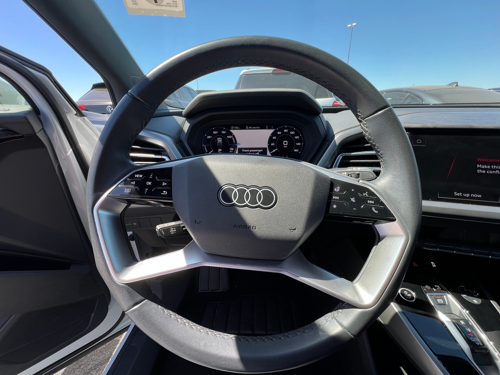 Thumbnail: 2023 Audi Q4 e-tron - 4