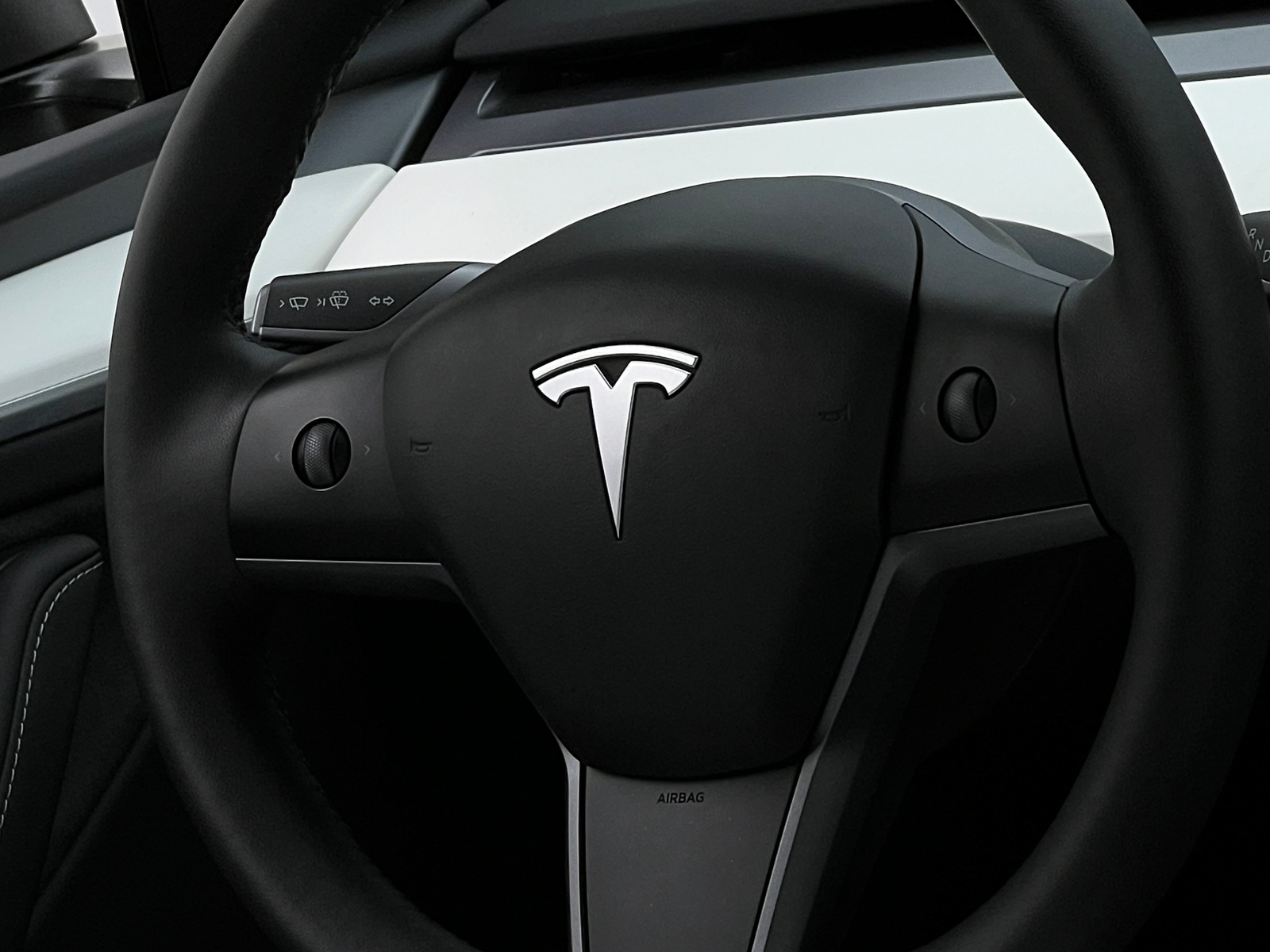 Thumbnail: 2023 Tesla Model Y - 4