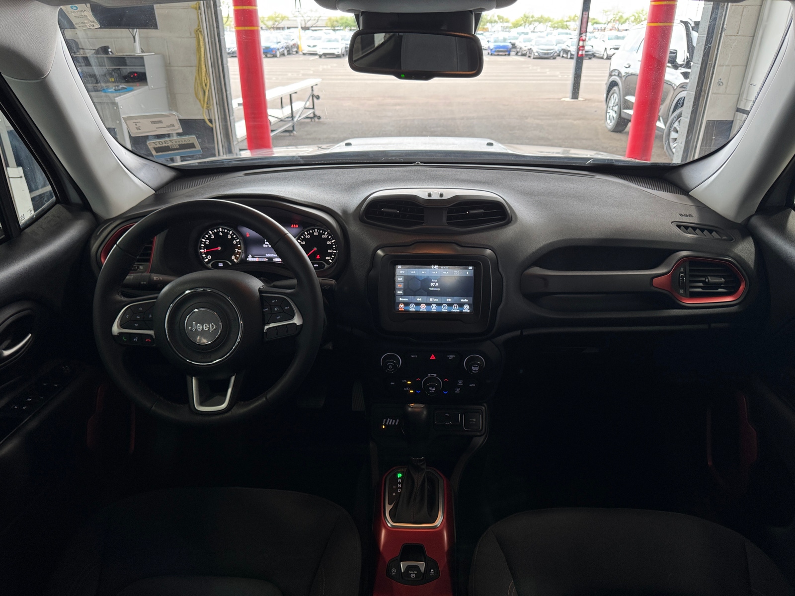 Thumbnail: 2019 Jeep Renegade - 3