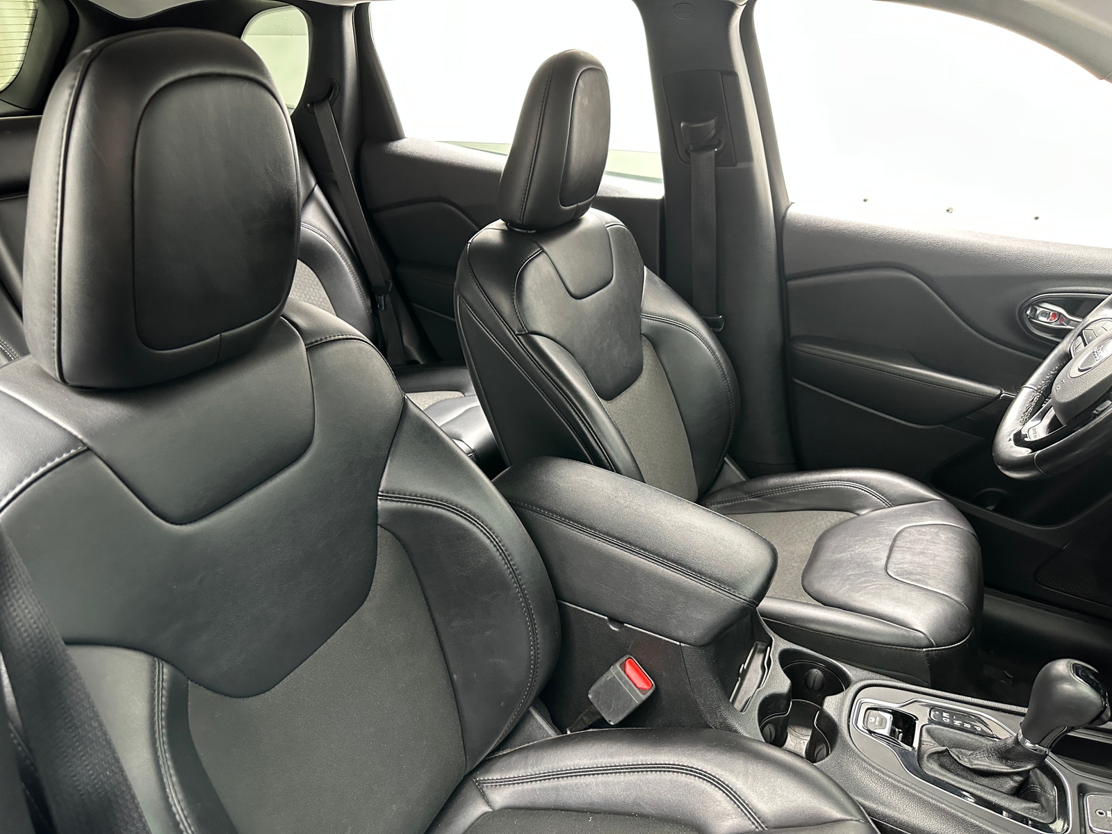 Thumbnail: 2021 Jeep Cherokee - 2