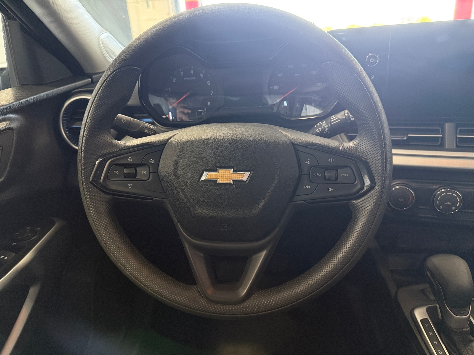 Thumbnail: 2025 Chevrolet Trax - 5
