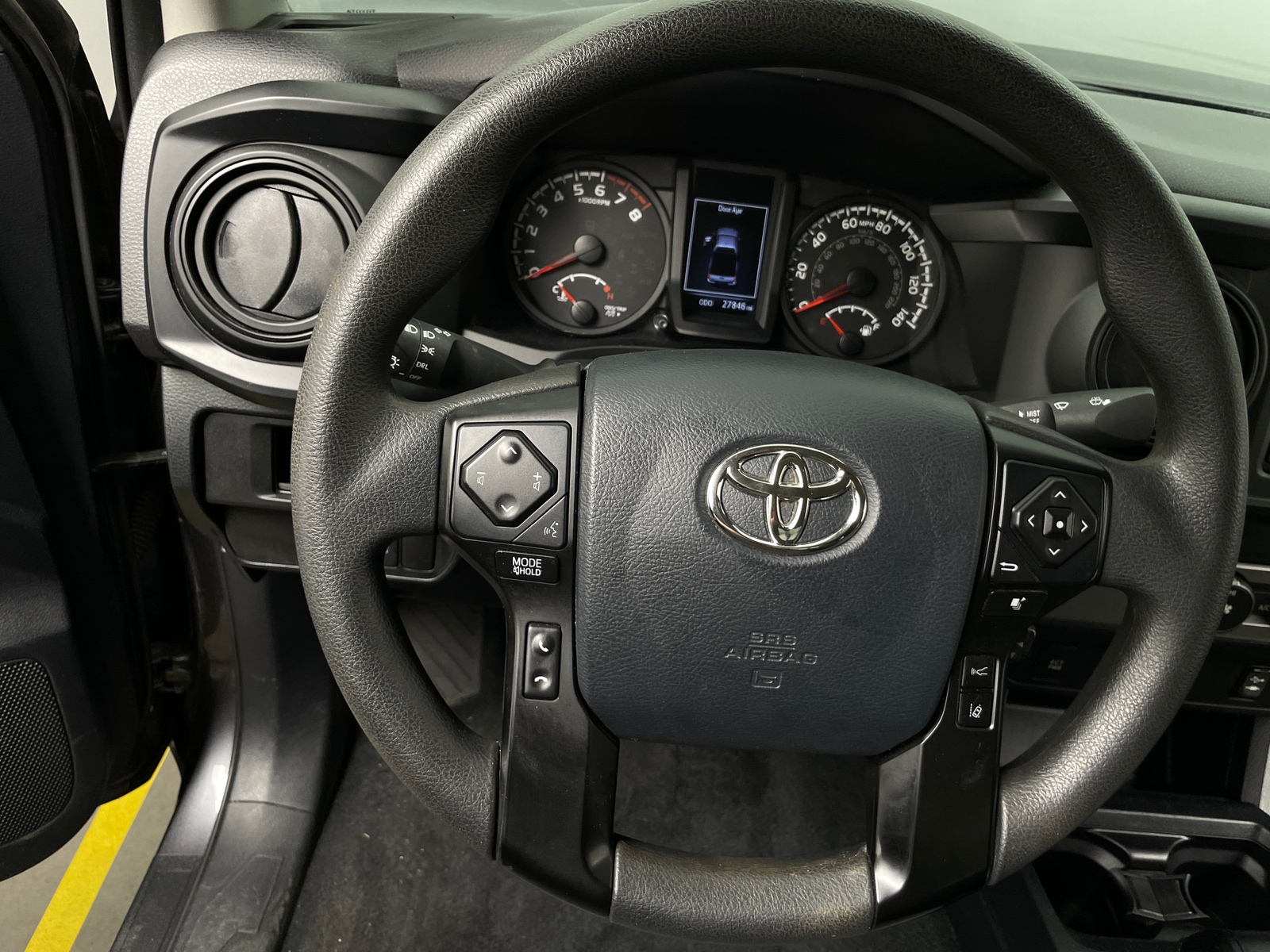 Thumbnail: 2019 Toyota Tacoma - 5