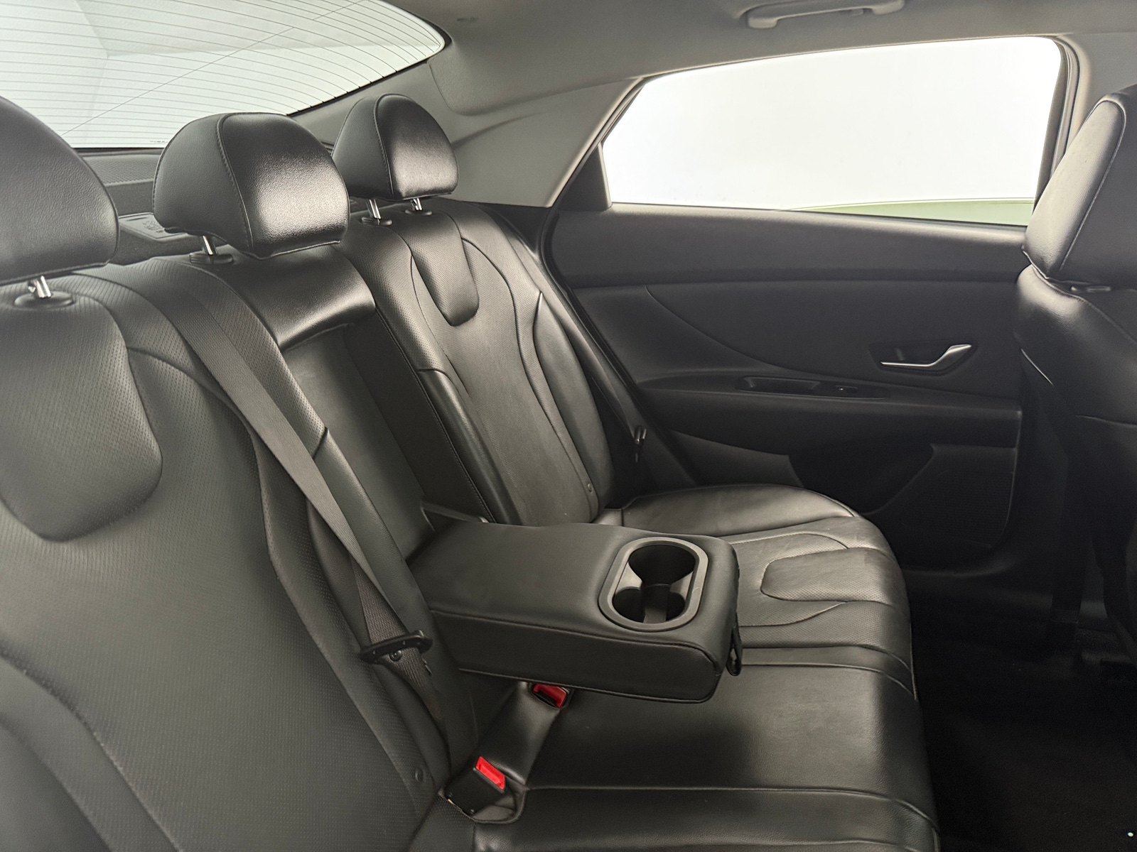 Thumbnail: 2023 Hyundai Elantra - 5