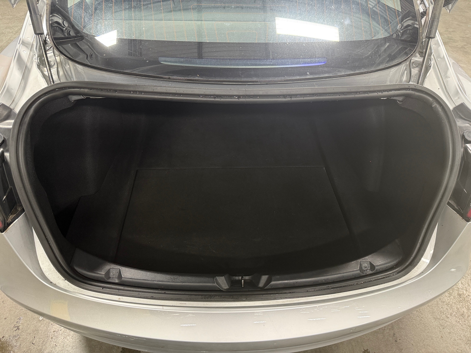 Thumbnail: 2018 Tesla Model 3 - 6