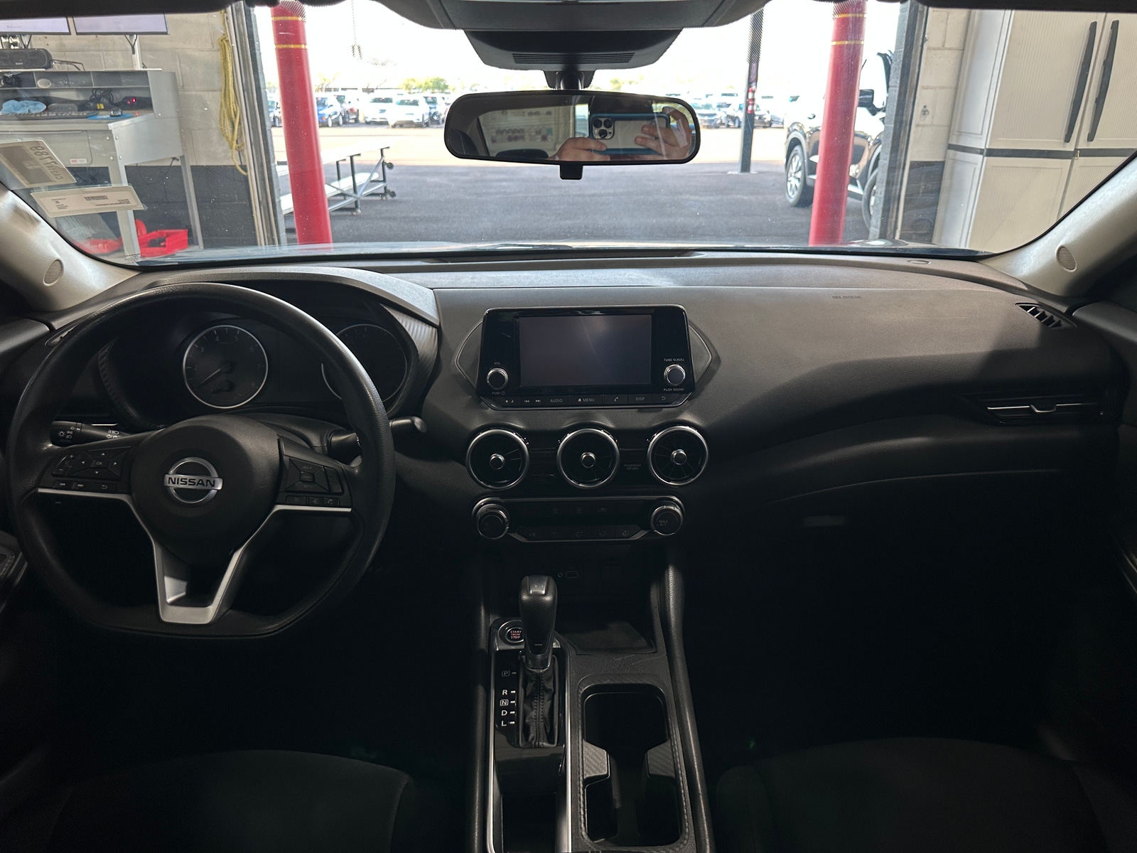 Thumbnail: 2020 Nissan Sentra - 3