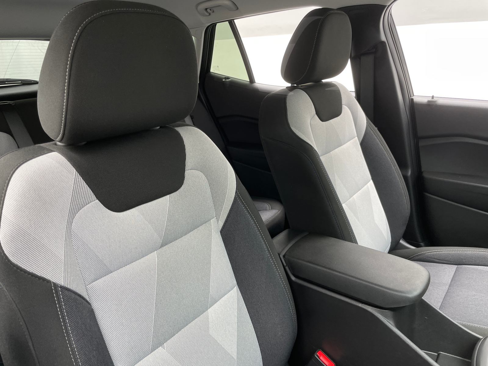 Thumbnail: 2025 Chevrolet Trax - 2