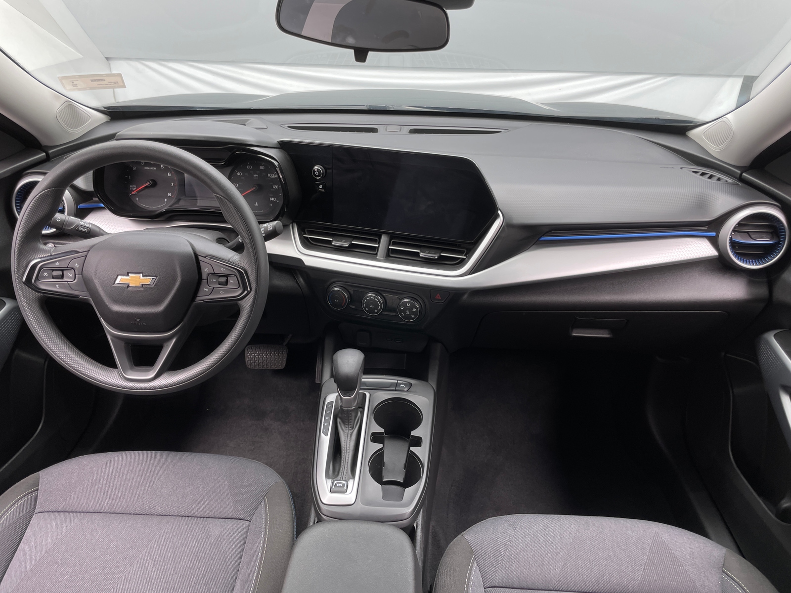 Thumbnail: 2025 Chevrolet Trax - 3
