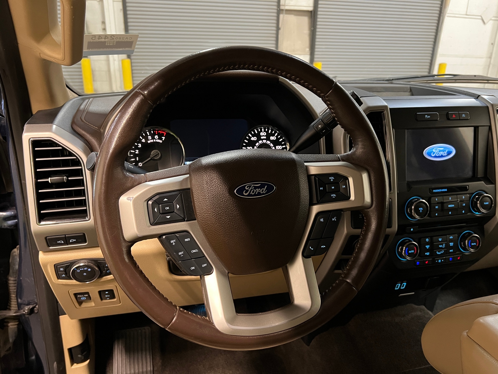 Thumbnail: 2018 Ford Econoline - 4
