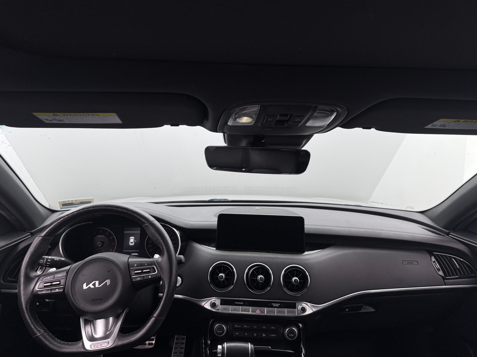 Thumbnail: 2022 Kia Stinger - 2