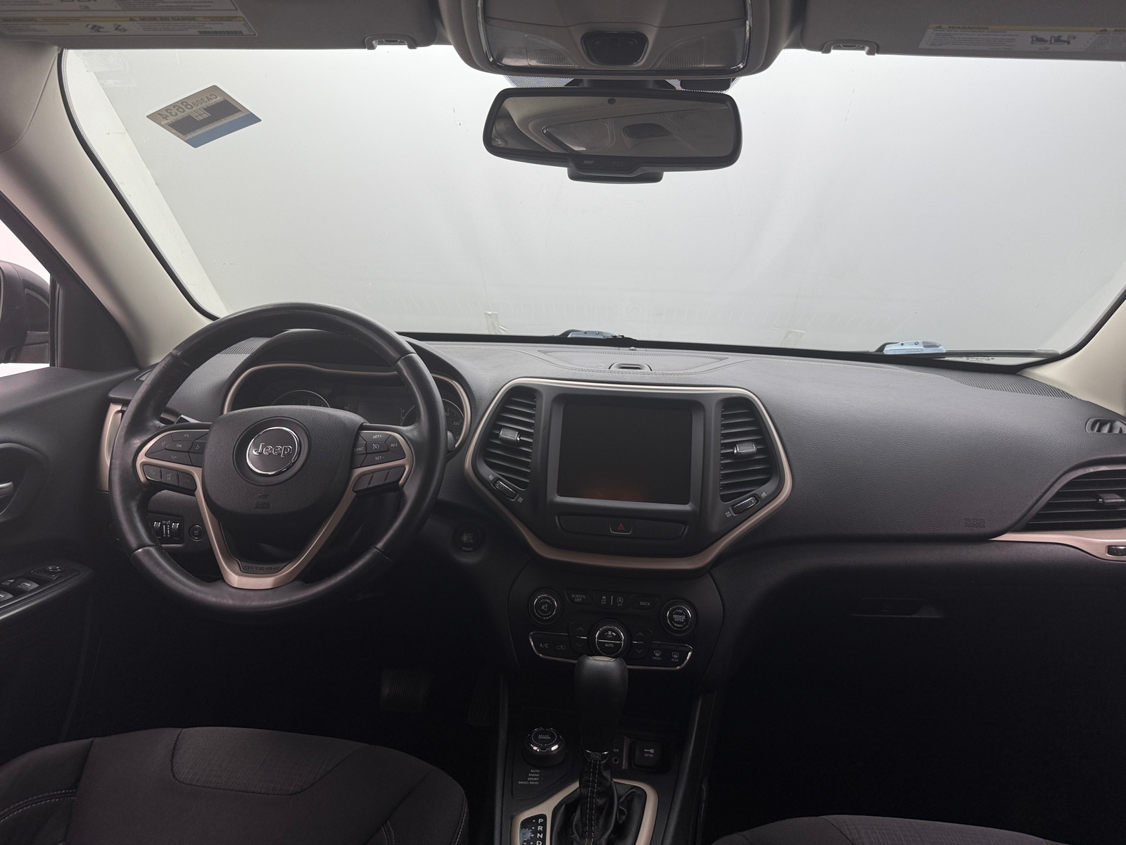 Thumbnail: 2015 Jeep Cherokee - 3