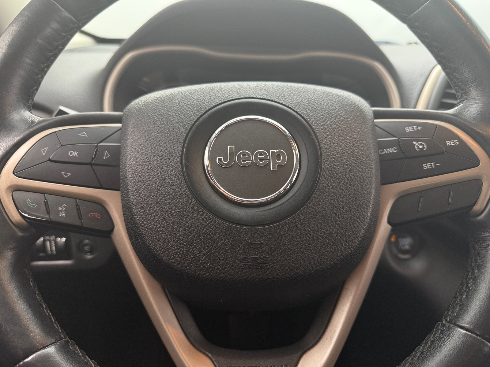 Thumbnail: 2015 Jeep Cherokee - 5