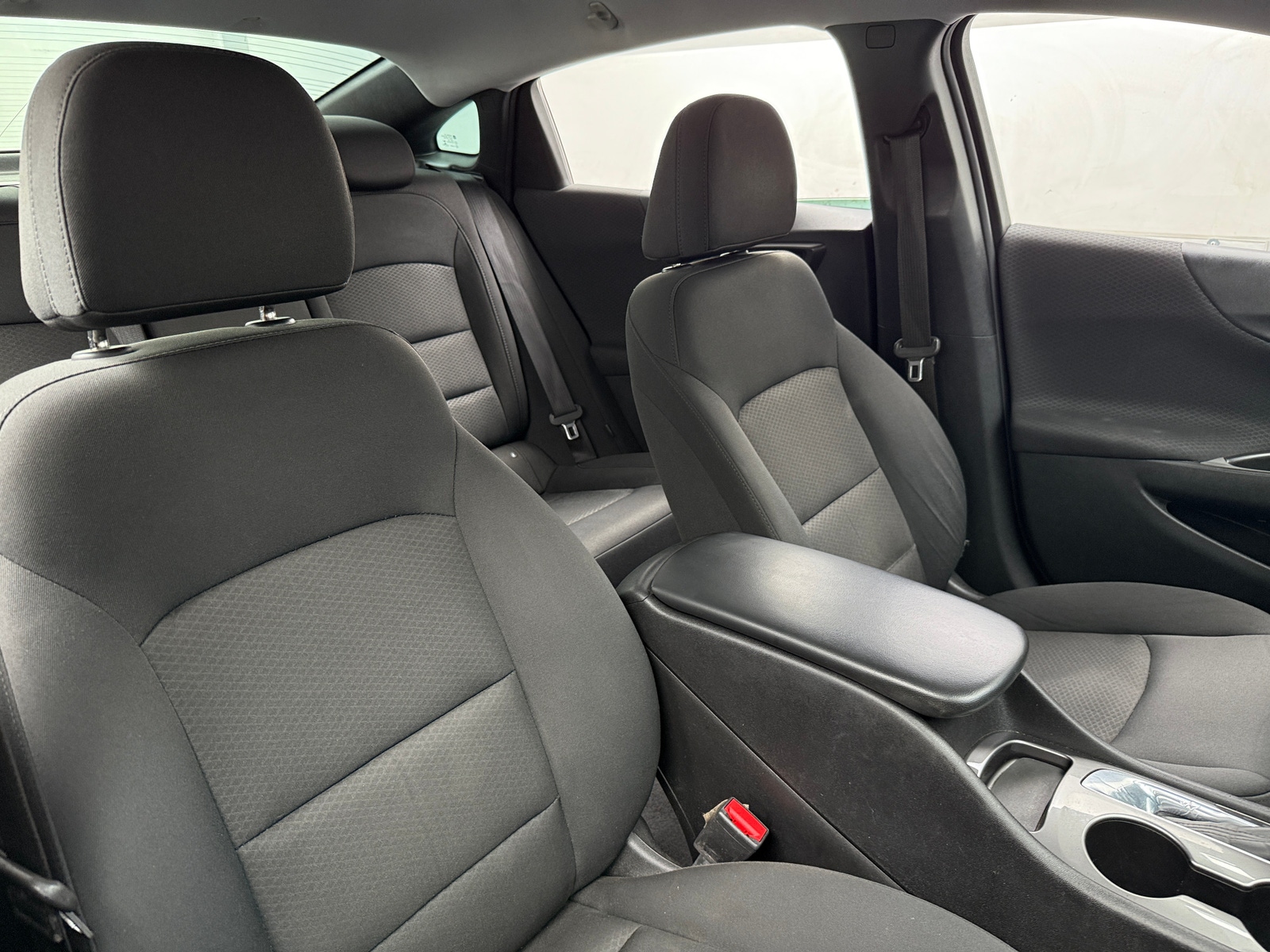Thumbnail: 2016 Chevrolet Malibu - 2