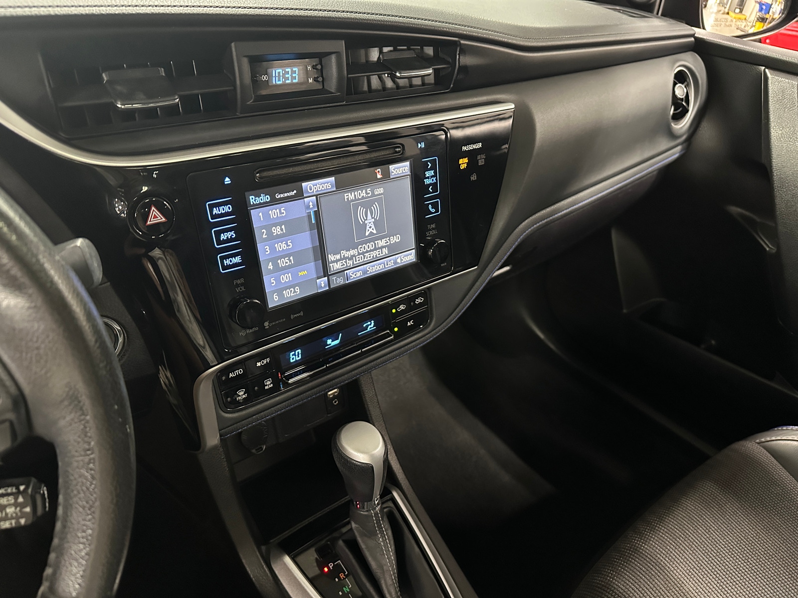 Thumbnail: 2017 Toyota Corolla - 4
