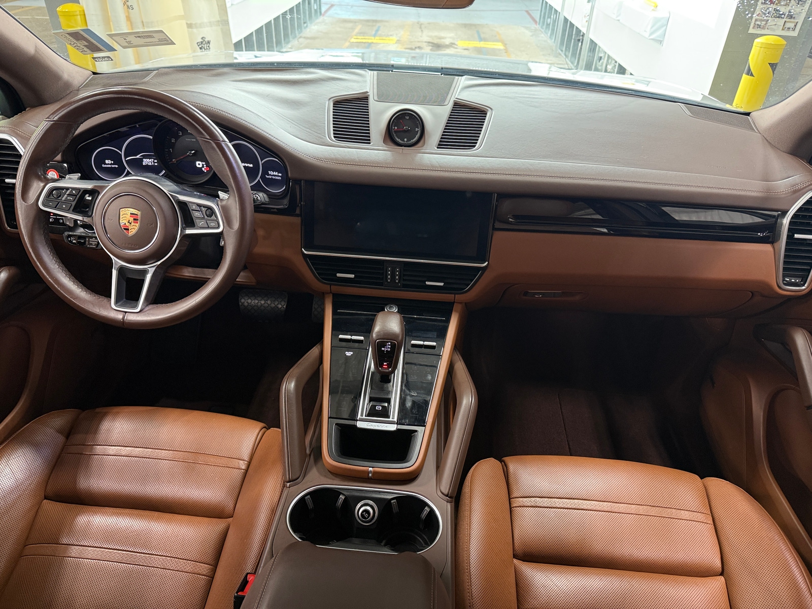 Thumbnail: 2020 Porsche Cayenne - 2
