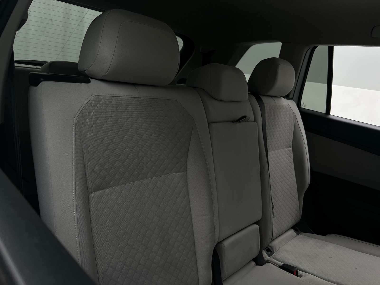 Thumbnail: 2020 Volkswagen Tiguan - 6