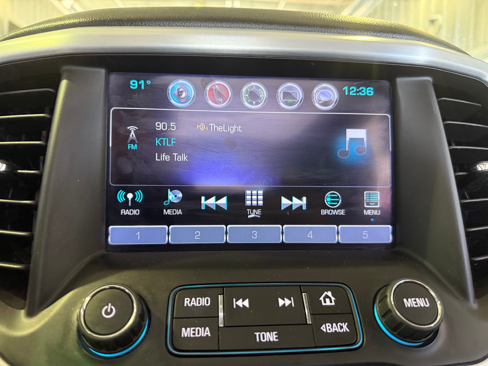 Thumbnail: 2018 GMC Acadia - 3