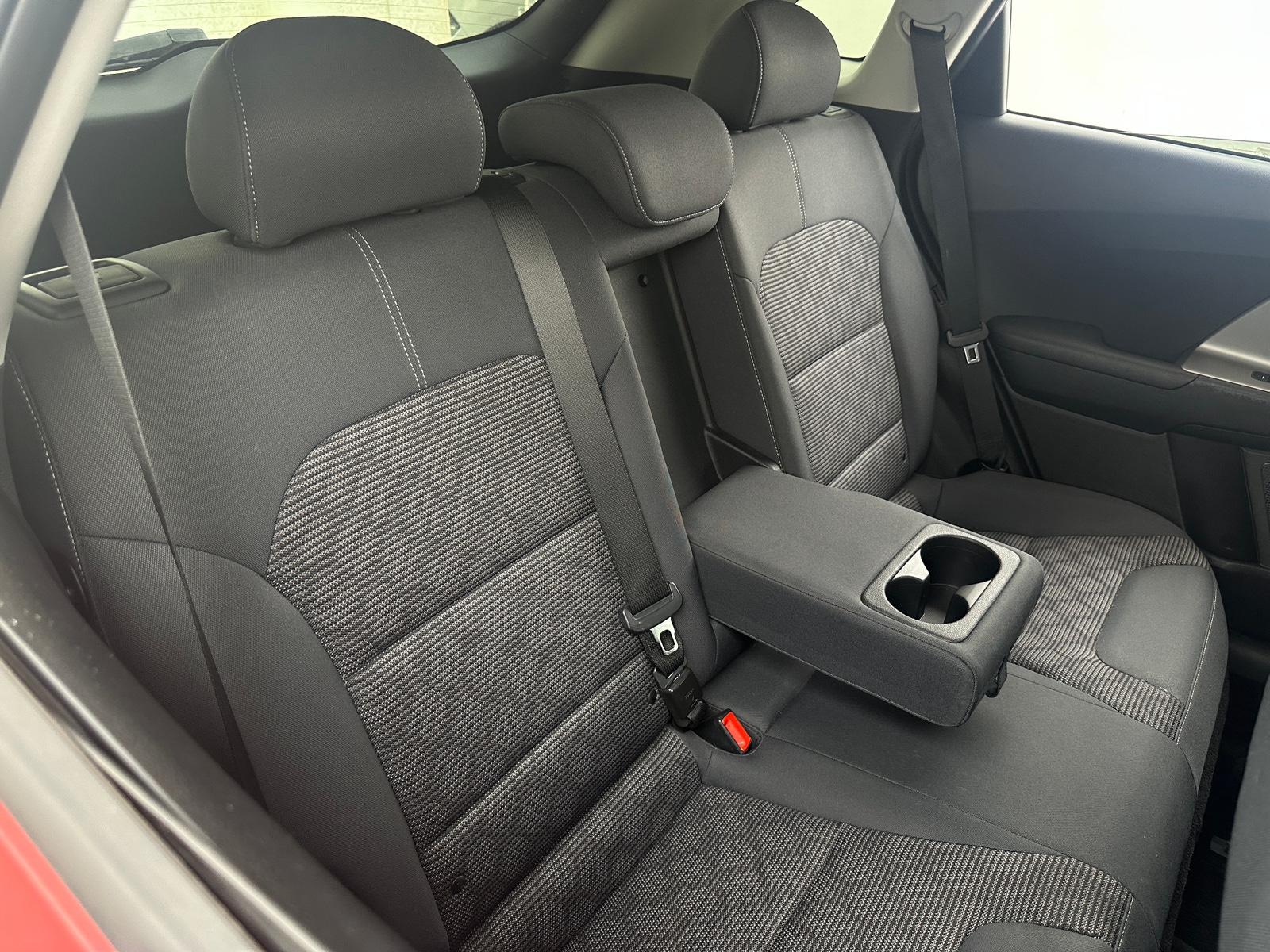 Thumbnail: 2019 Kia Niro - 6
