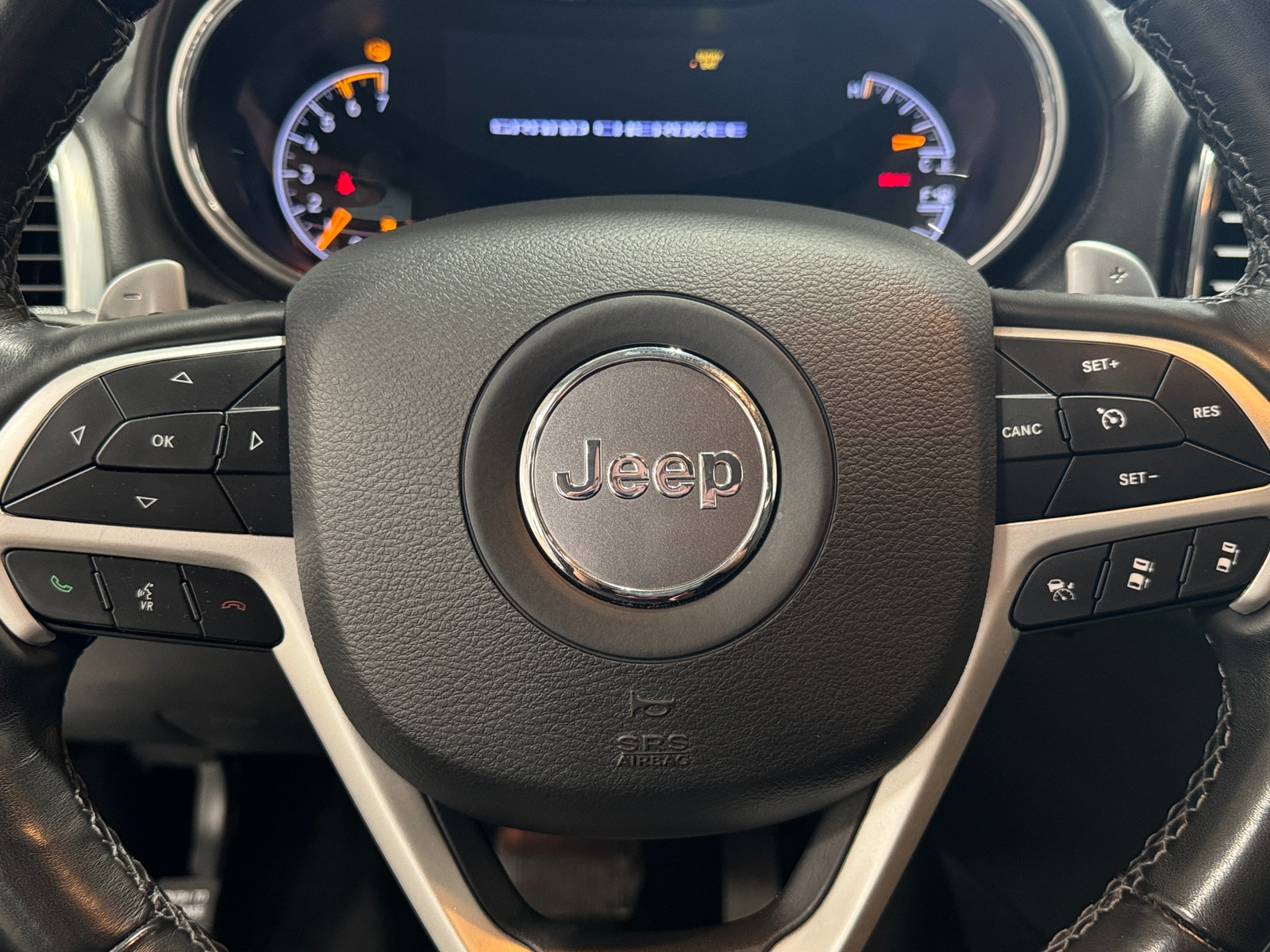 Thumbnail: 2020 Jeep Grand Cherokee - 4