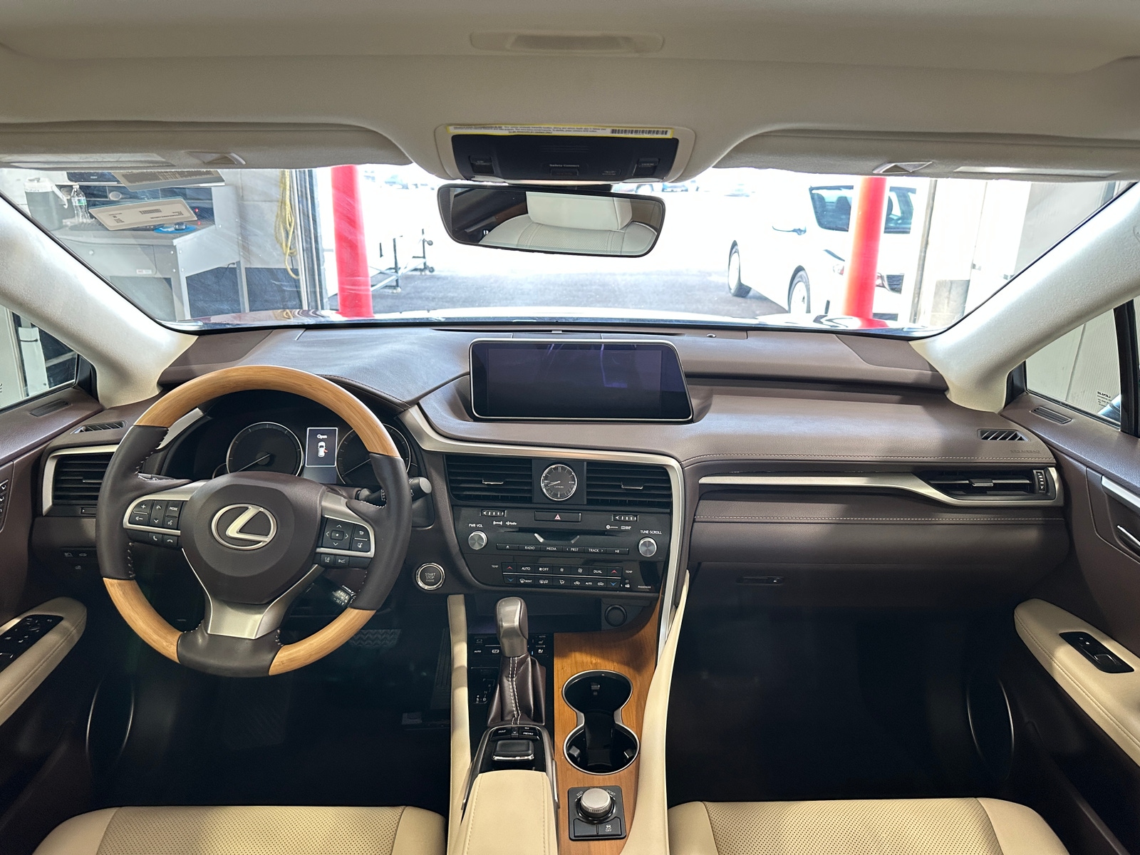 Thumbnail: 2019 Lexus RX - 2