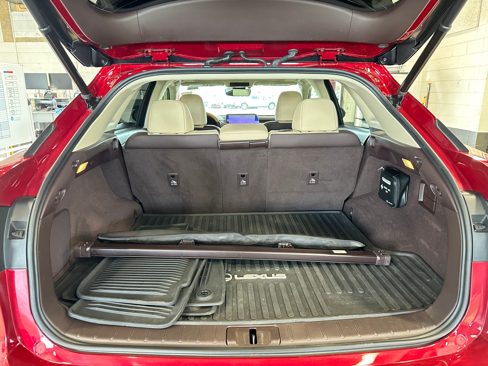 Thumbnail: 2019 Lexus RX - 6