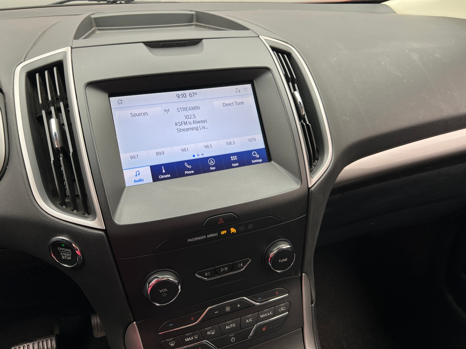 Thumbnail: 2020 Ford Edge - 3