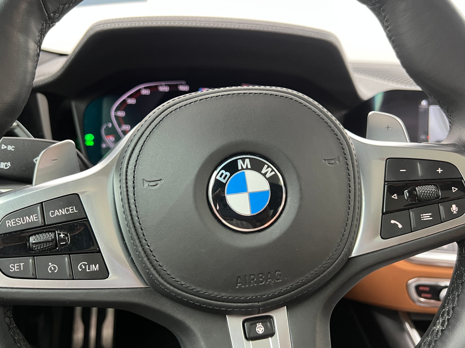 Thumbnail: 2021 BMW 3 Series - 4