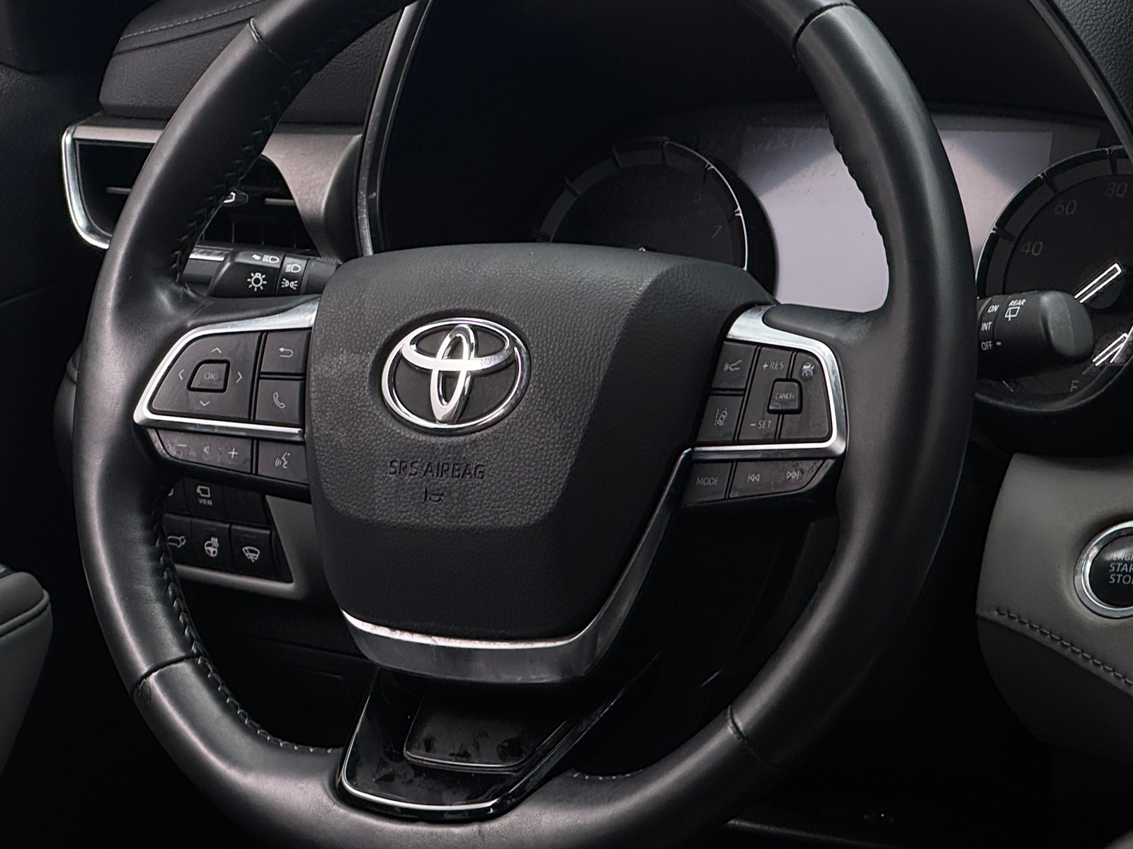 Thumbnail: 2021 Toyota Highlander - 4