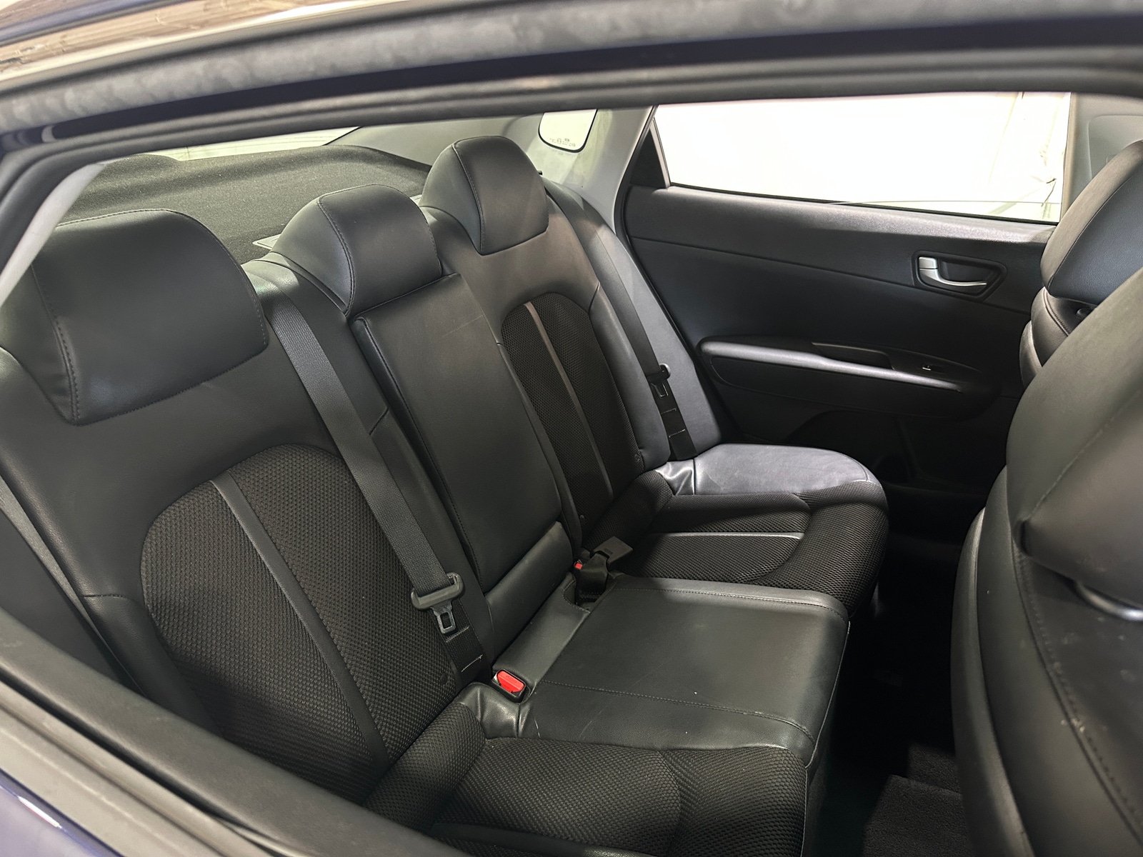 Thumbnail: 2019 Kia Optima - 6