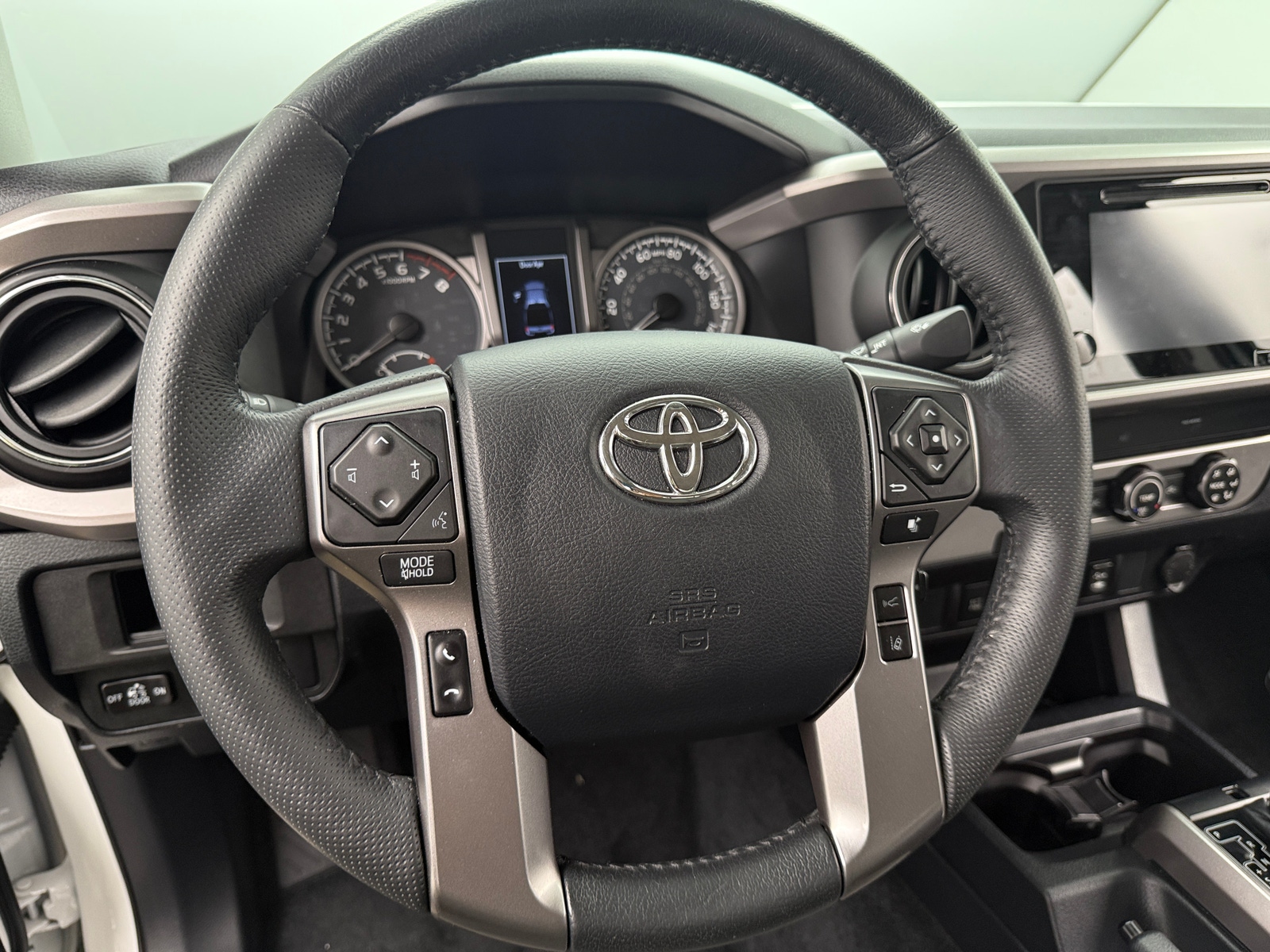 Thumbnail: 2019 Toyota Tacoma - 5
