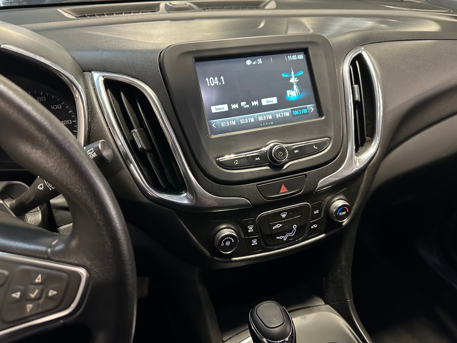 Thumbnail: 2018 Chevrolet Equinox - 4