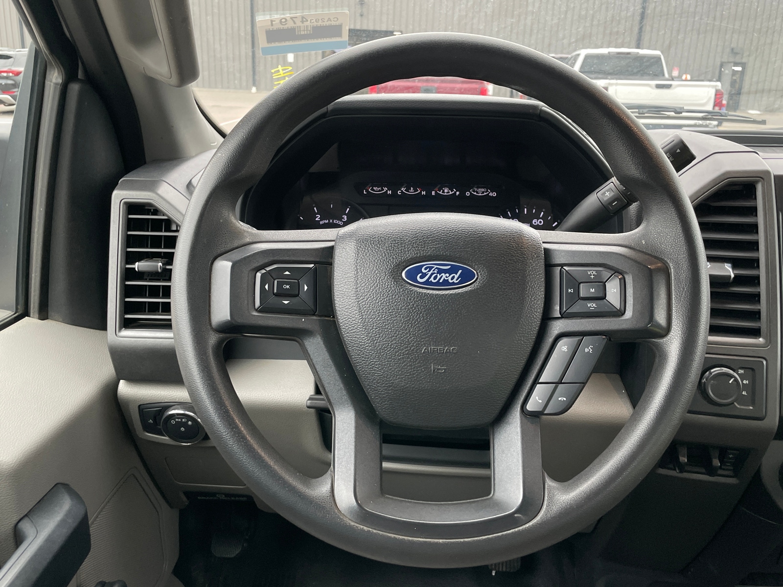 Thumbnail: 2022 Ford Econoline - 4