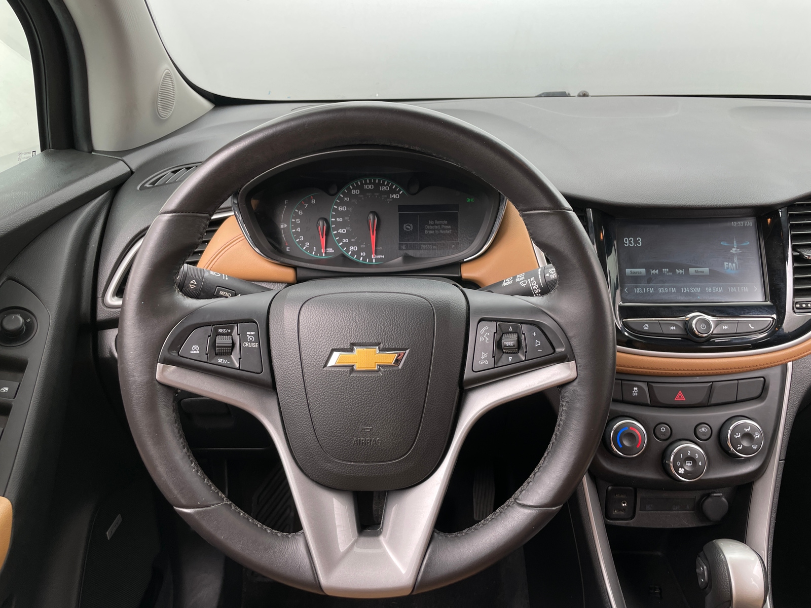 Thumbnail: 2017 Chevrolet Trax - 4