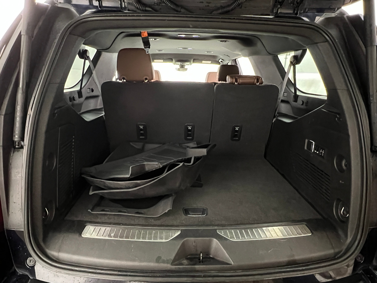 Thumbnail: 2021 Chevrolet Suburban - 6