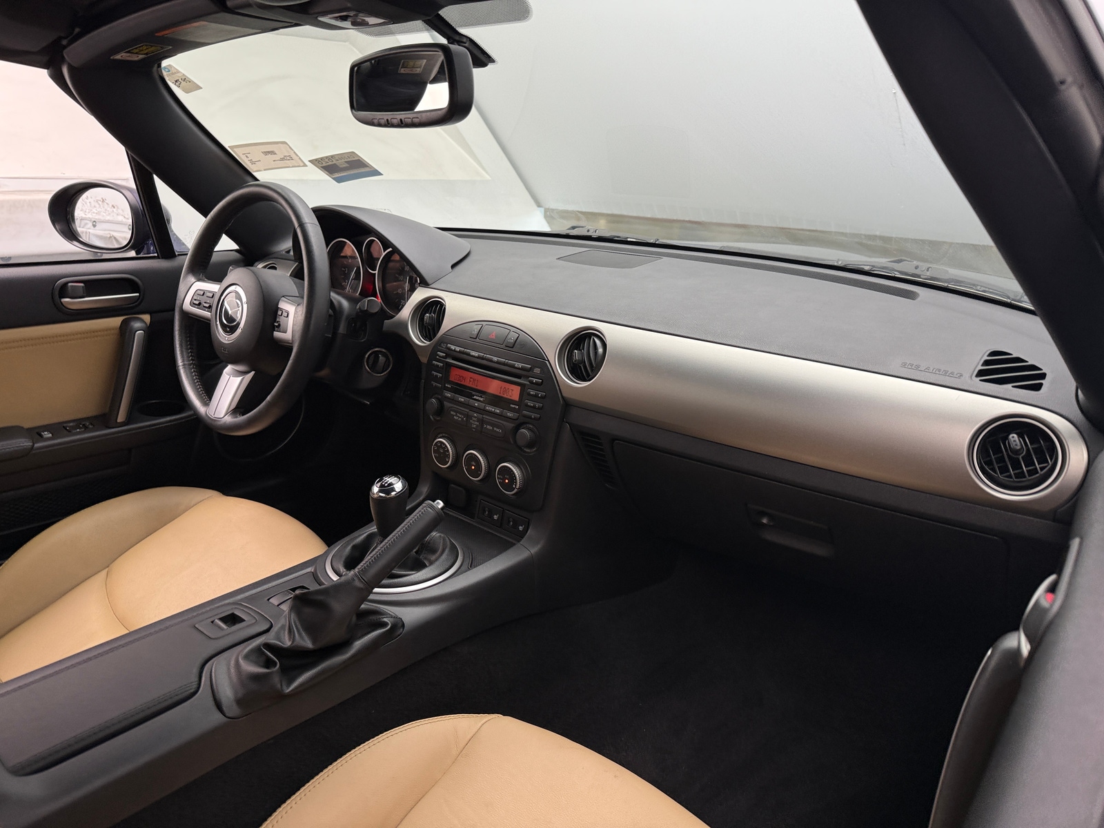 Thumbnail: 2010 Mazda MX-5 Miata - 2