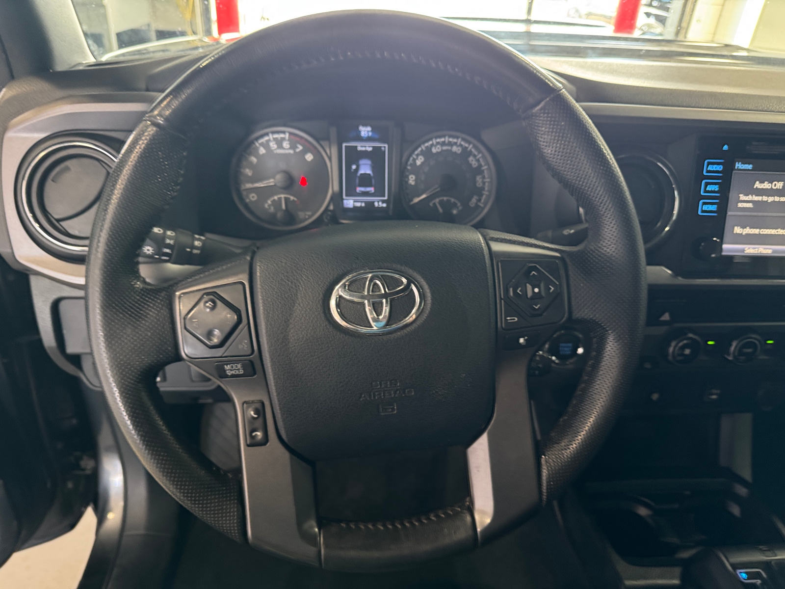 Thumbnail: 2016 Toyota Tacoma - 5