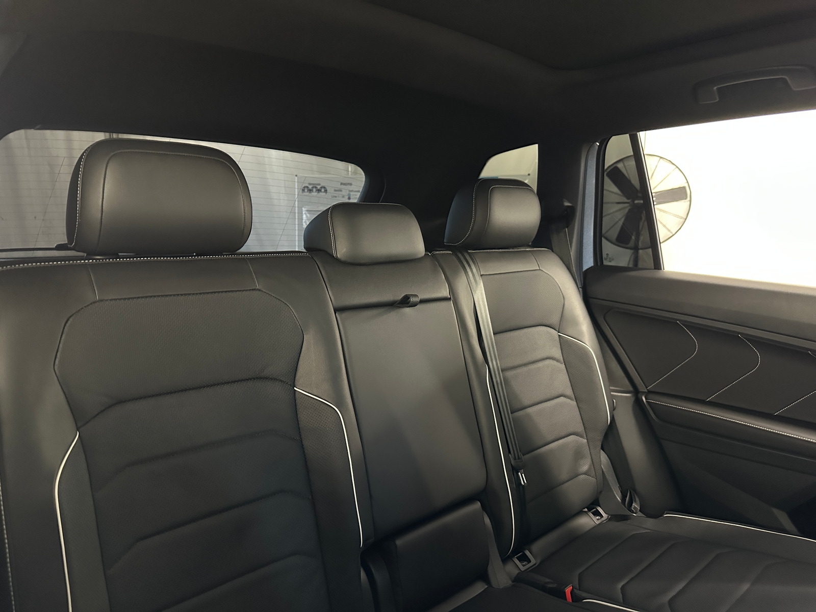 Thumbnail: 2024 Volkswagen Tiguan - 5